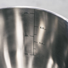 Load image into Gallery viewer, Ss Brewtech Brewmaster Brew Bucket 7 Gallon
